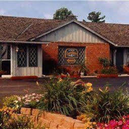 Carlin Villa Motel Carlinville Extérieur photo